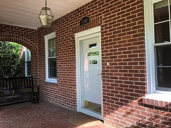 2nd image of 200 Lanett St