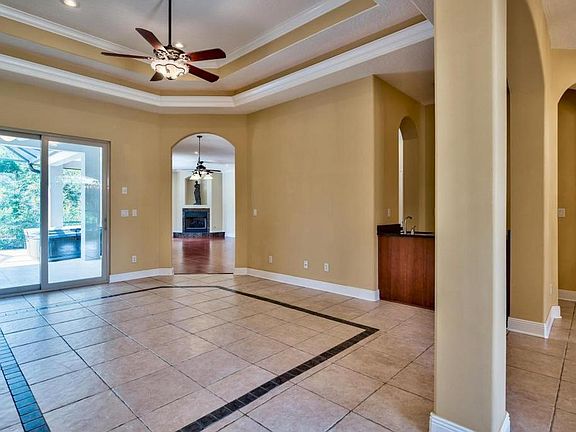 5th image of 1041 Napa Way