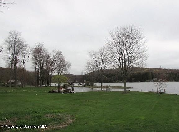 3rd image of 160 Lake Shore Dr