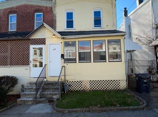 304 E 24th St, Wilmington, DE 19802