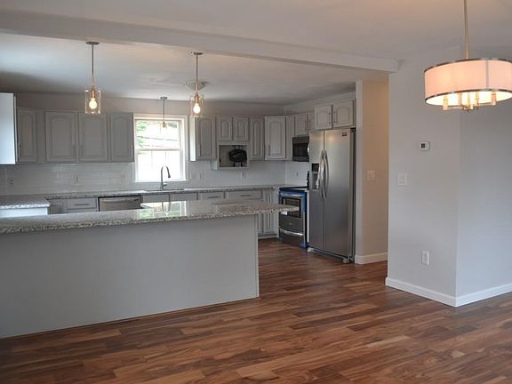 2nd image of 153 Main St