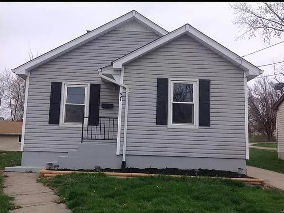 1st image of 521 E College St