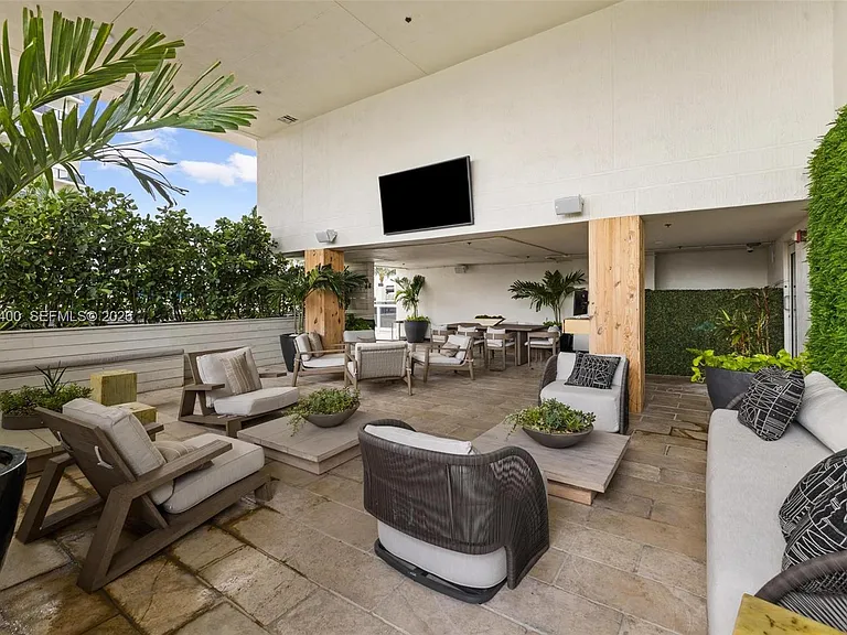 1800 S Ocean Dr #4304 — Photo 32