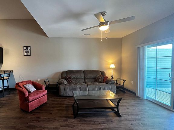 3rd image of 2863 Spring Rose Cir APT 302