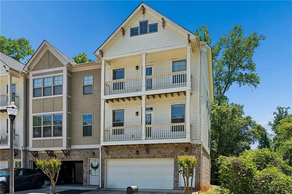 3 bed, 3.5 bath, 1804 sqft, $3,000 — Photo 3
