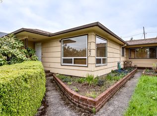 1163 D St, Springfield, OR 97477