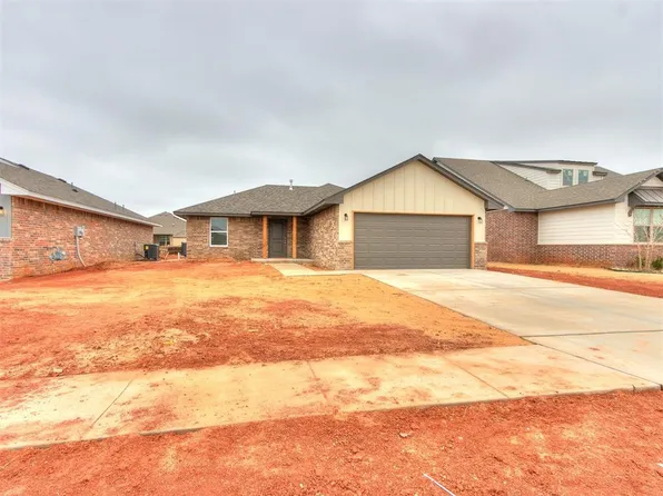 1203 Sierra Ln, Kingfisher, OK 73750
