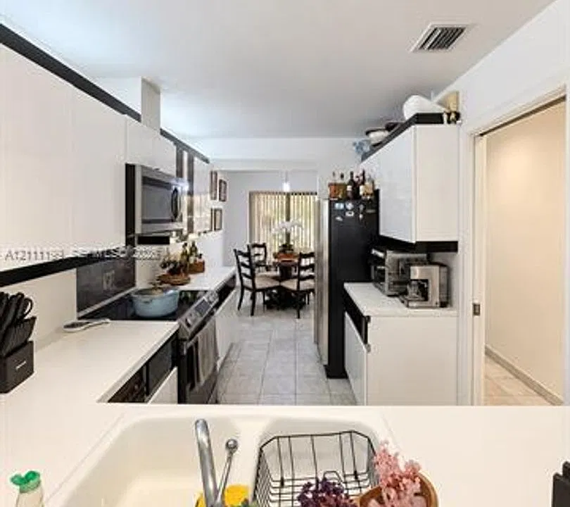 11404 SW 87th Ter #Townhouse 11404