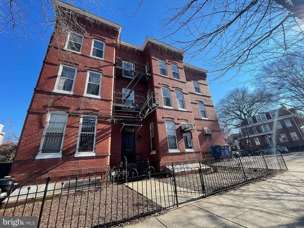 700 F St NE #2