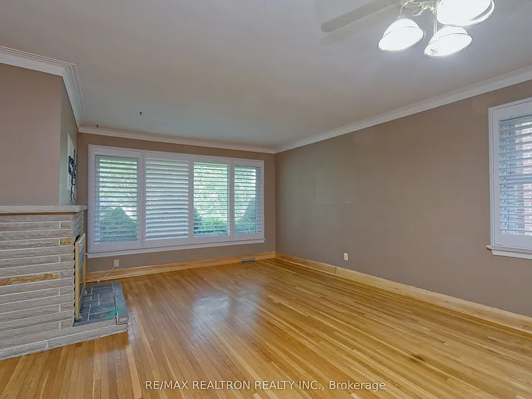 250 Meadow Rd — Photo 11
