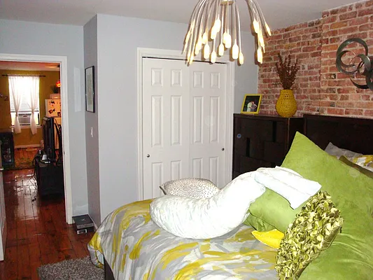 Rented by Carroll Gardens Realty | media 27