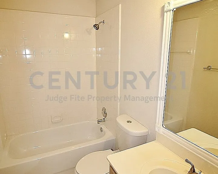 809 Foxwood Ln — Photo 20
