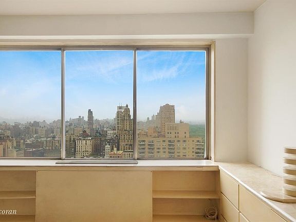 5th image of 10 W 66th St APT 32A