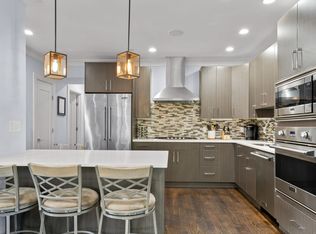 724 E 2nd St #2, South Boston, MA 02127