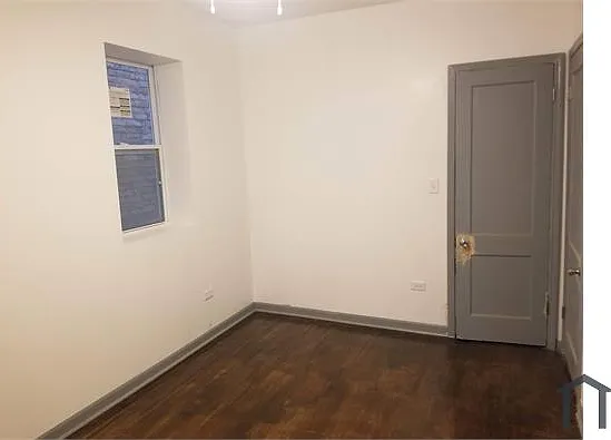 3 bed, $1,900 — Photo 4