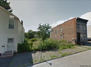 1035 6th Ave #1037, Troy, NY 12180