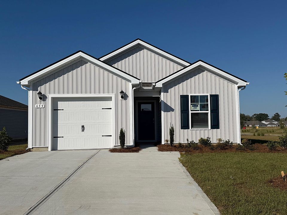 1st image of 659 Long Spur Dr.