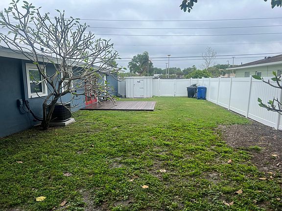 4th image of 3500 22nd Ave N