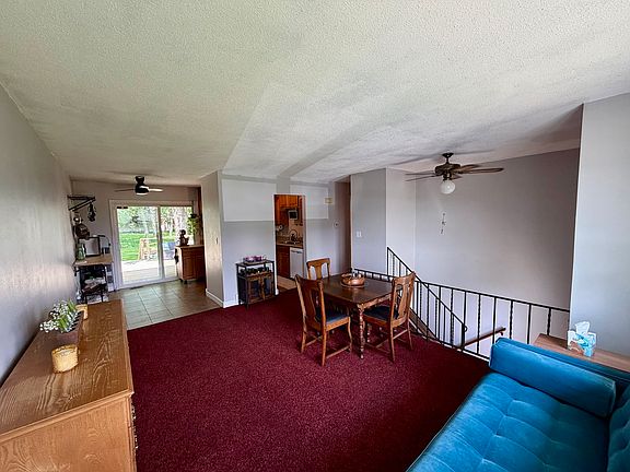 5th image of 403 S Postlewaite St