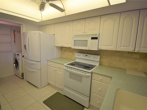 2nd image of 25810 Cockleshell Dr #217