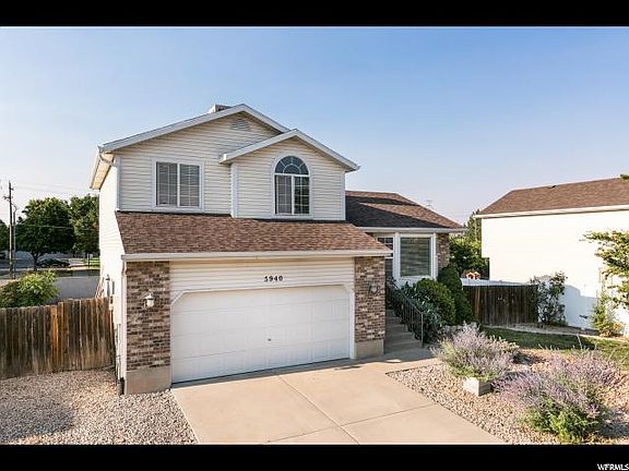 2nd image of 5940 W Clover Creek Ln