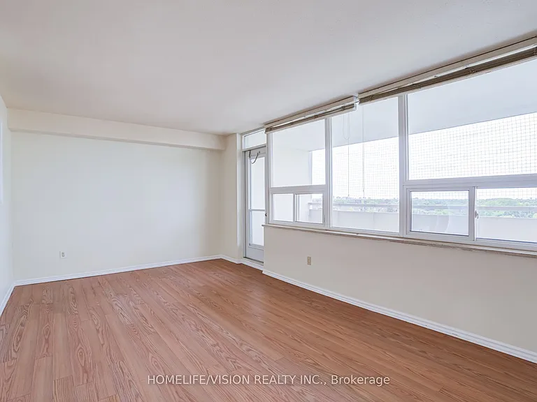 1360 York Mills Rd #905 — Photo 17