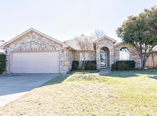 1007 Chancellorsville Pkwy, Grand Prairie, TX 75052