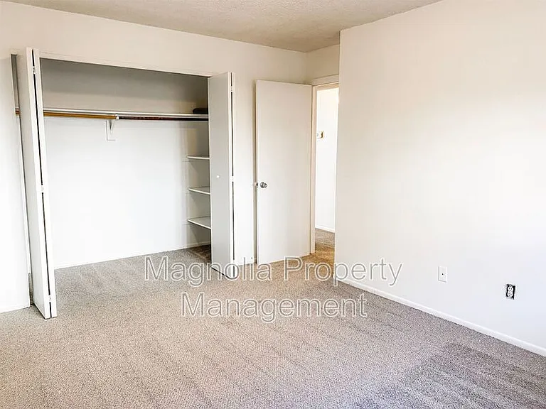5545 Bowden Loop #D — Photo 7