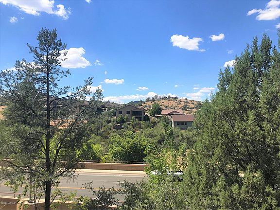 3rd image of 2549 Nolte Dr