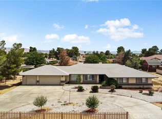 18969 Shoshonee Rd, Apple Valley, CA 92307