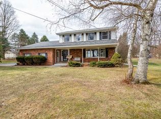 4274 Springbrook Rd, Jackson, MI 49201