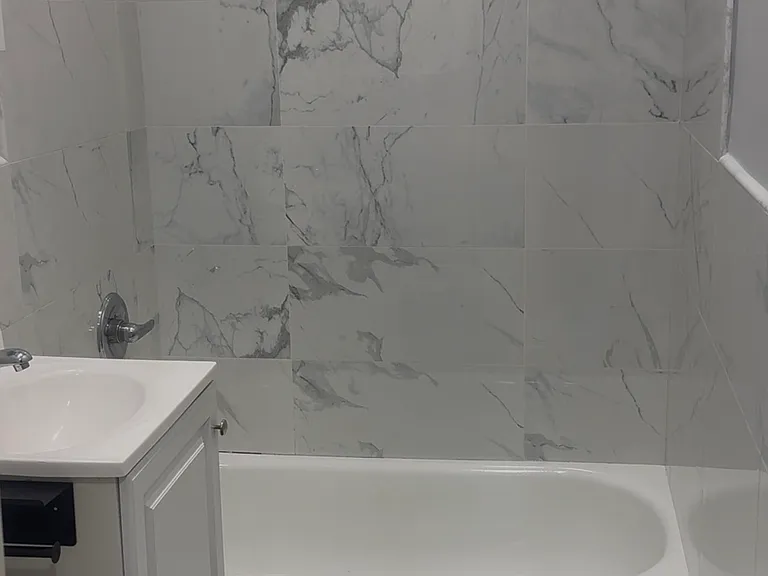 33 Saint Josephs Ave #1 — Photo 4