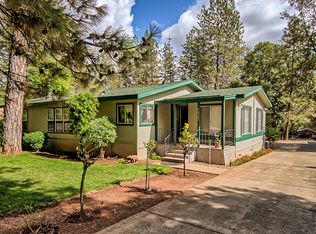 20737 Oak St, Lakehead, CA 96051
