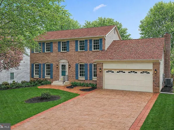 1122 Janney St SW, Leesburg, VA 20175