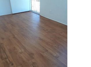 9413 S Normandie Ave, Los Angeles, CA 90044