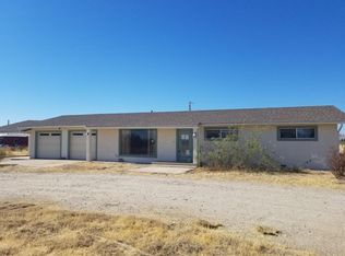 477 N Sunset Strip, Willcox, AZ 85643