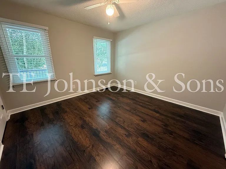 1830 Camden Forest Dr — Photo 16