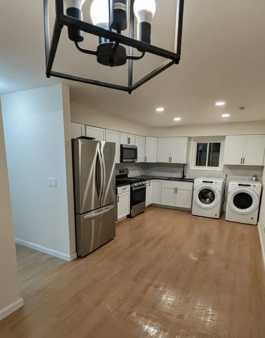 5 bed, 1450 sqft, $2,310 — Photo 3