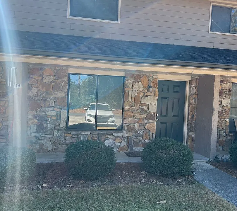 46 Allen Dr