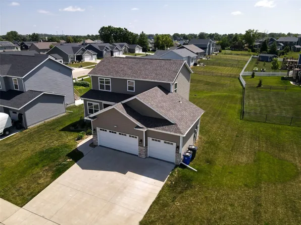 509 Grey Slate Dr SW, Cedar Rapids, IA 52404