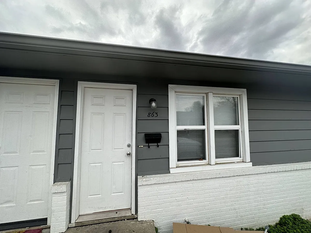 Building Photo - 861-867 S Crutcher Ave