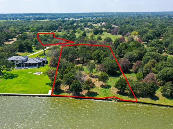 1801 Fox Hollow Ln, Seven Points, TX 75143