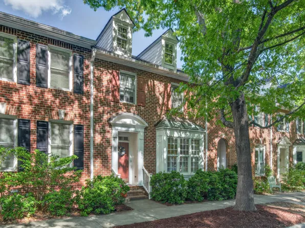 110 Westgreen Dr, Chapel Hill, NC 27516