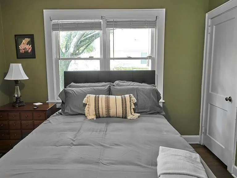 1215 South Blvd — Photo 12