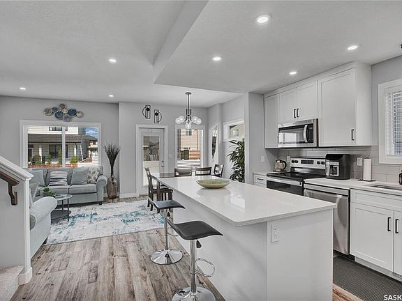 5th image of 143 Barrett STREET