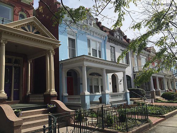 2nd image of 2420 Grove Ave #A