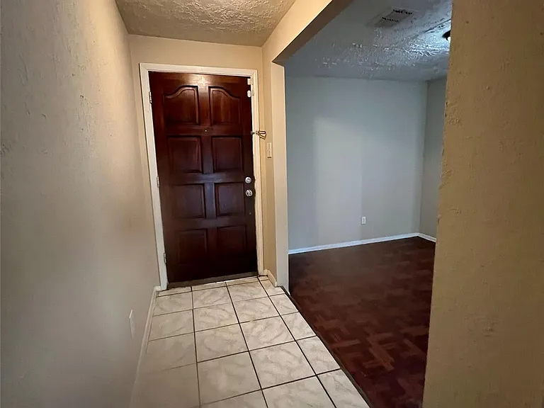 10115 Overview Dr — Photo 6