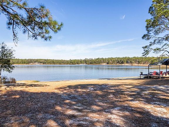 3rd image of 1412 Baden Powell Rd