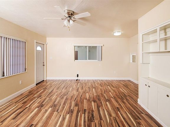 5th image of 725 Caruso Pl