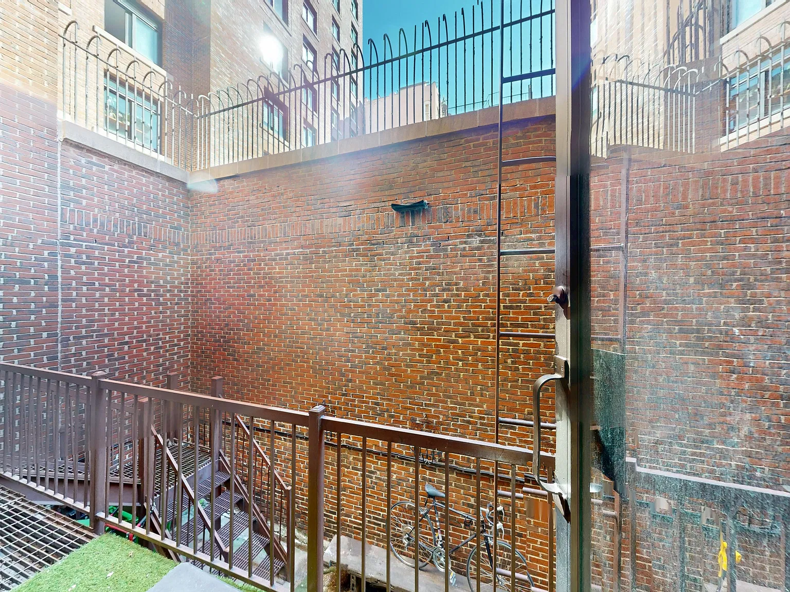 128 MacDougal Street — Photo 4